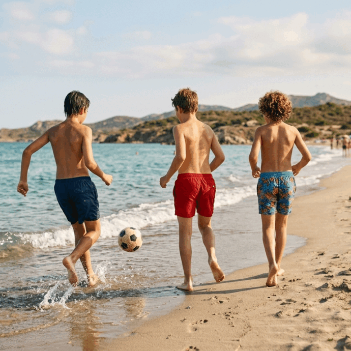 Donna di 70 anni colpita da una pallonata in spiaggia finisce all’ospedale. L’adolescente che giocava con gli amici: “Sono minorenne, non potete farmi nulla”. È polemica