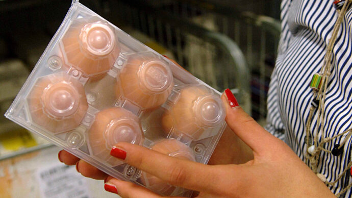 Ancora uova fresche a rischio salmonella: ritirato un lotto venduto nei supermercati Eurospin
