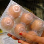 Copertina di Ancora uova fresche a rischio salmonella: ritirato un lotto venduto nei supermercati Eurospin
