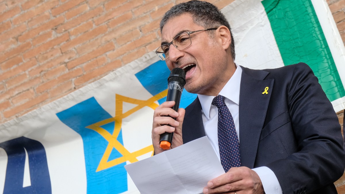 https://st.ilfattoquotidiano.it/wp-content/uploads/2026/08/04/23317056_large-1.jpg