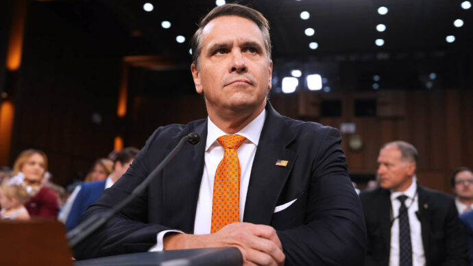La commissione Giustizia Usa dà l’ok a Todd Blanche (fedelissimo di Trump) come Attorney General. E il tycoon avrà l’immunità fiscale