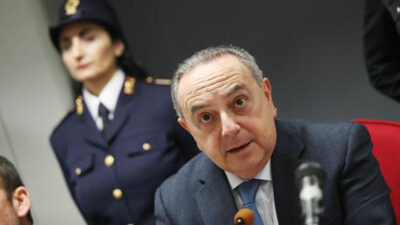 Copertina di Delmastro, non solo Senese: FdI teme commenti su partito e alleati