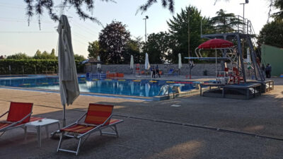 Copertina di Un 19enne muore in piscina nel Vicentino. Le ipotesi: un malore o una sfida di apnea finita in tragedia