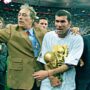 Copertina di Francia choc: “Sospendemmo i controlli antidoping alla nazionale”, “Mi dissero che non dovevo più disturbarli”. Le rivelazioni sul Mondiale ’98