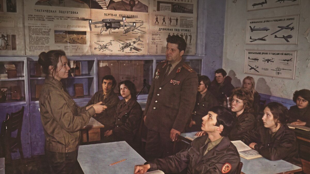 Russia, oggi il prof interroga sui droni