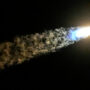 Copertina di Un razzo di SpaceX si è schiantato sulla Luna a 8.700 km/h: creato un cratere di 27 metri