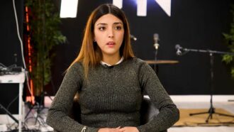 Copertina di Chi è Isabel Medina Peralta, la neonazista spagnola che ha fatto il Sieg Heil davanti all’ambasciata del Marocco