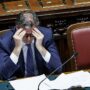 Copertina di Giorgetti: “Chiediamo all’Ue di aumentare la spesa dello 0,6% del pil per l’energia e dello 0,9% per la difesa. Impopolare ma dal dovere non si diserta”