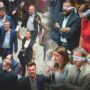 Copertina di Il Parlamento nega le chat ai pm, vietato indagare: Delmastro come Berlusconi