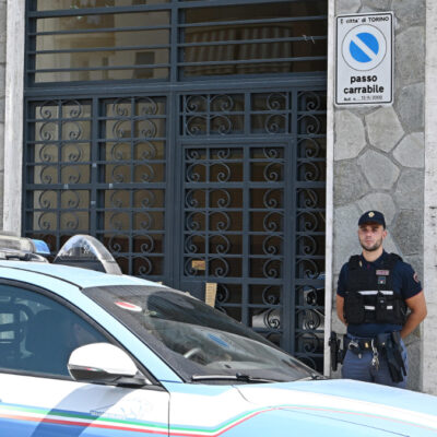 Copertina di Arrestato l’ex compagno di Daniela Florea, la donna trovata morta a Torino nascosta in un letto contenitore