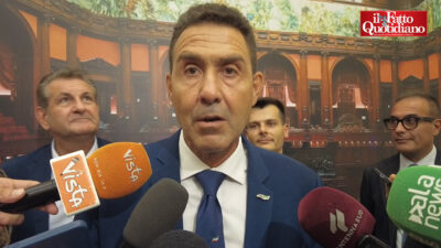 Copertina di Vannacci alla Camera: “Se il centrodestra ci insegue, allora stiamo funzionando.  Grillo? Se ha qualcosa da dirci, venga e ce lo dica”