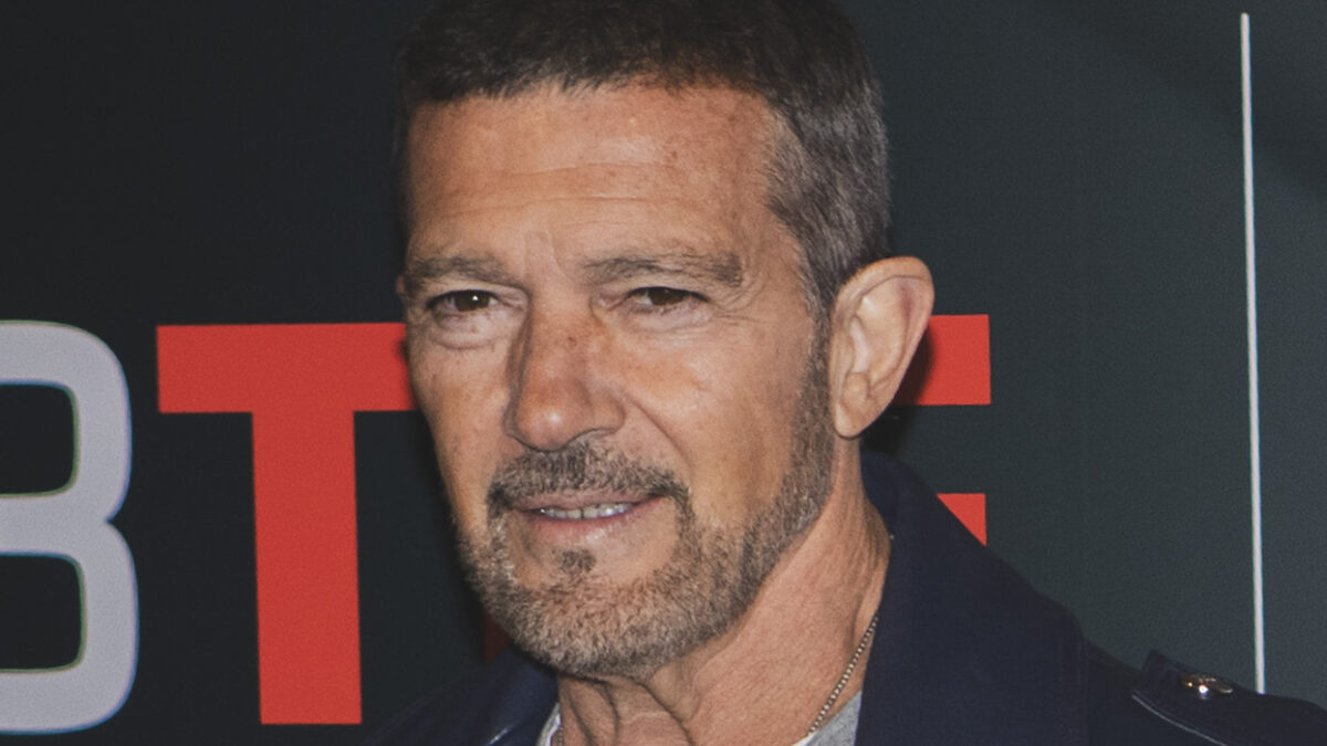 “Sai sempre che un giorno morirai. L’infarto è stata la cosa migliore che mi sia mai capitata, quando la morte ti sfiora diventi più lucido”: parla Antonio Banderas