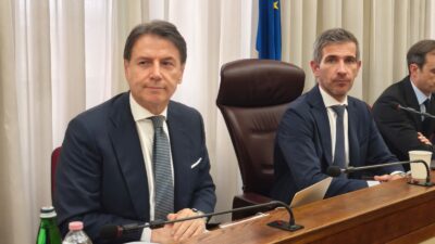 Copertina di Covid, l’audizione di Conte: “Questa Commissione concepita come un plotone di esecuzione nei miei confronti. Scavate pure, da me nessun illecito”