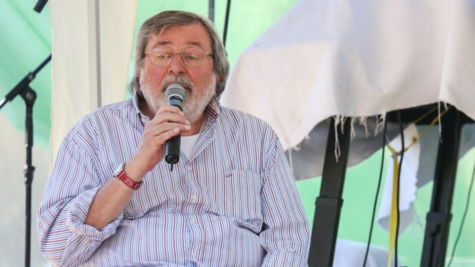 Addio Guccini, sei stato per noi cavalier senza paura di una solitaria guerra