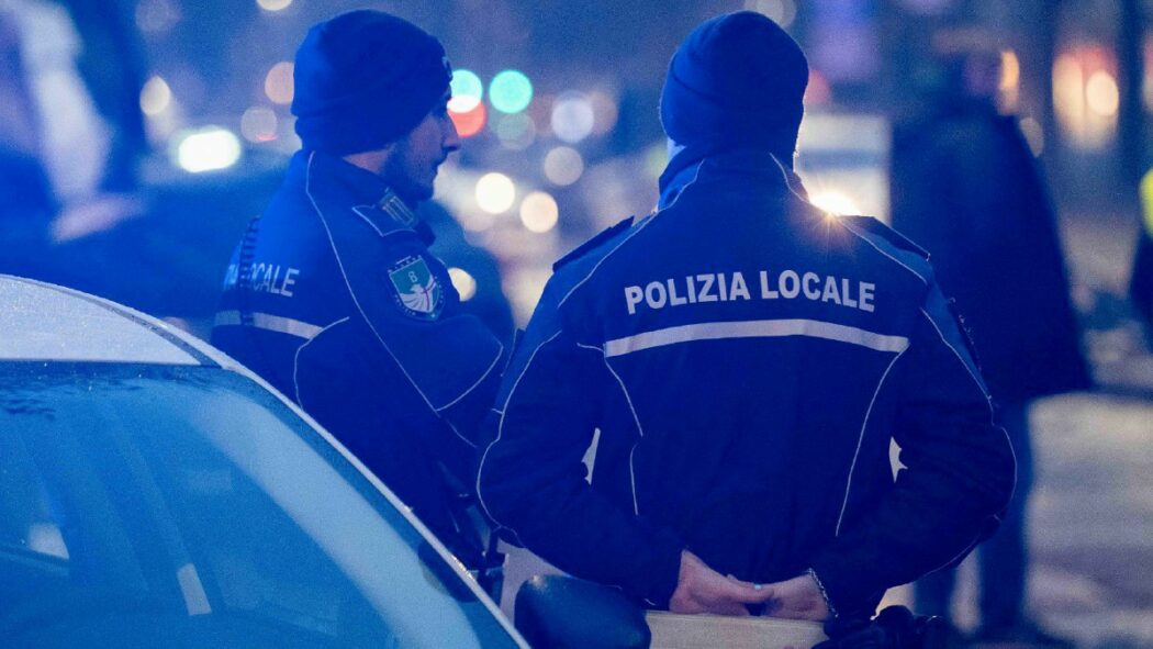 Tolsero soldi al pusher, vigili arrestati a Milano