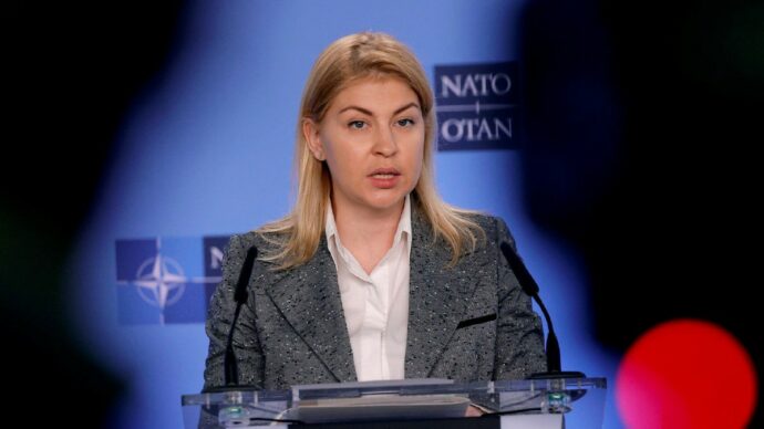 L’ex ambasciatrice Stefanishyna ora indagata:  incassò 270mila dal nulla