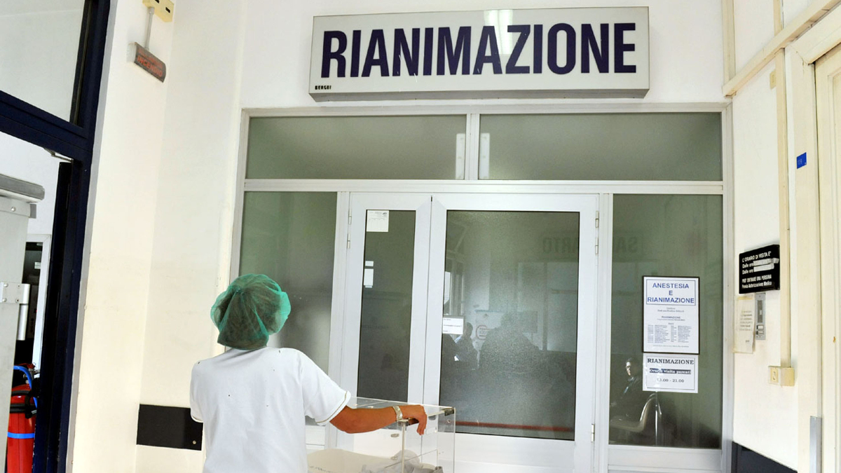 https://st.ilfattoquotidiano.it/wp-content/uploads/2026/08/06/rianimazione.jpg