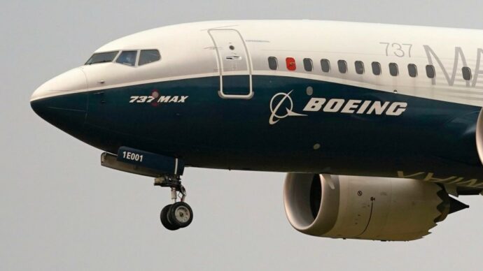 Nuovi guai per Boeing, dal via libera 737 Max 7 al nuovo allarme sugli altri modelli: la Faa ordina ispezioni obbligatorie