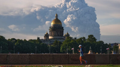 Copertina di “Portare la guerra nelle case dei russi”: così Kiev bombarda Wildberries per colpire l’economia e aumentare la pressione su Putin
