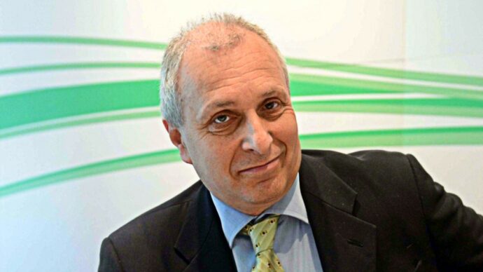 Dopo l’addio alla Rai, il giudice dà ragione a Franco Bragagna: la tv pubblica condannata a risarcirlo con 40mila euro