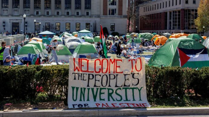 Cattedra persa  negli Usa: parlò di genocidio