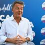 Copertina di Renzi “sdoganato” alle Feste dell’Unità