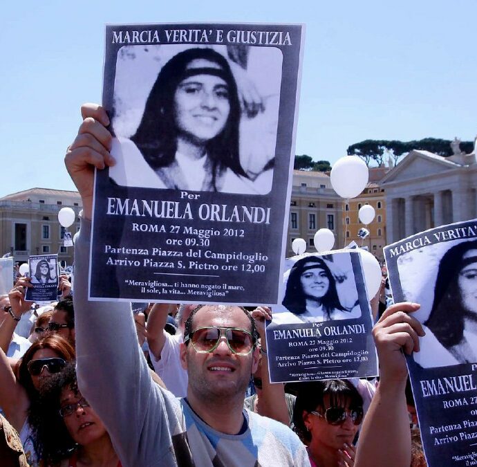 Gabriella Boggiani è la terza indagata per la scomparsa di Emanuela Orlandi: “Sono stata io a telefonare su indicazione di Accetti per dire che sapevamo dov’era la ragazza”