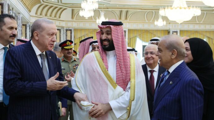 Accordo tra Turchia, Arabia Saudita e Pakistan: ecco in cosa consiste la “Nato sunnita”