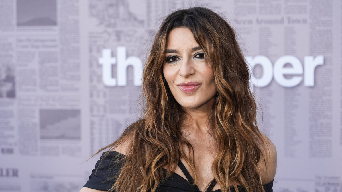 “Il mio fidanzato è fortemente credente e mi legge spesso dei passaggi della Bibbia. Il mio cervello è il mio peggiore nemico, ho paura di essere rifiutata”: parla Sabrina Impacciatore
