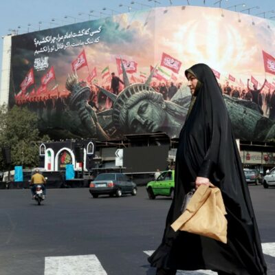 Copertina di Sventato golpe anti-Khamenei: lui detta condizioni su Hormuz
