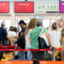Copertina di La Spagna conferma lo stop a Schengen fino al 7 settembre. Le storie degli italiani controllati in porti e aeroporti: “Un salto indietro di 30 anni”