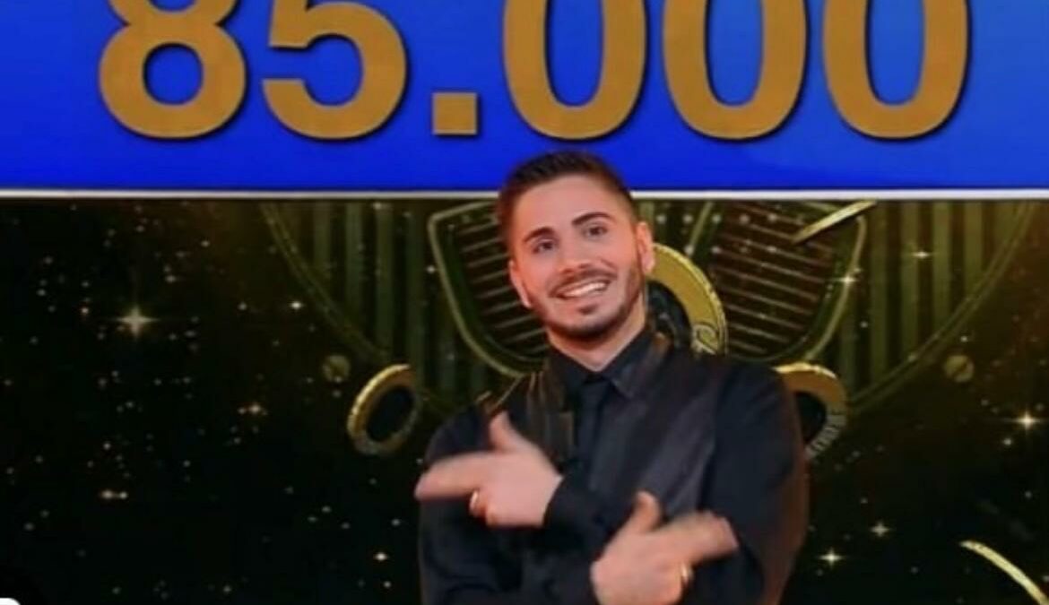 “Ho vinto 50mila euro alla Ruota della Fortuna grazie ai cruciverba. Coi 838mila euro di Caduta Libera ho acquistato la macchina e investito. A Pechino Express non mi hanno voluto”: parla Nicolò Scalfi