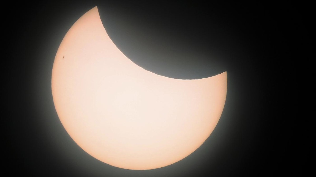 Eclissi totale del 12 agosto, la Spagna al buio: dove ammirarla tra città d’arte, mare e paesaggi