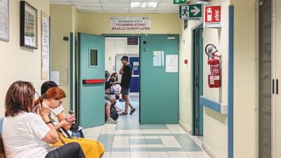 Copertina di Liste d’attesa e sanità, era tutto un bluff: addio ai controlli ministeriali sui tempi delle Regioni