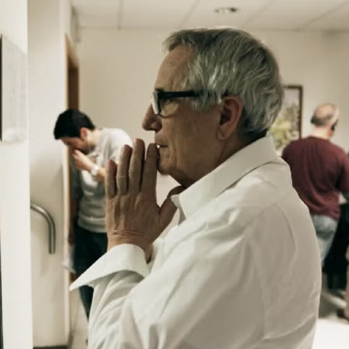 Marco Bellocchio il “ribelle” con la fame del cinema. A Locarno Film Festival incanta il documentario La porta della realtà sul regista di Portobello prodotto da Loft