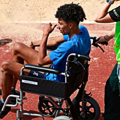 Copertina di “In questi mesi ho passato i momenti peggiori fino a ora. Vedo la strada sfocata, la mia stagione finisce qui”: il dramma di Furlani, uscito in carrozzina dagli Europei