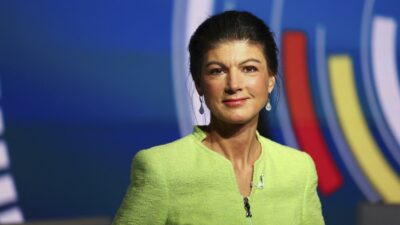 Copertina di Germania, prima apertura all’estrema destra di AfD. Sahra Wagenknecht pronta all’alleanza per il voto in Sassonia: “L’obiettivo è cacciare la Cdu”