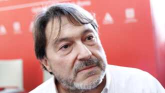 Copertina di Ranucci cita Moro, Falcone e Borsellino: “Uccisi perché videro il disegno”. Salvini: “Paragone penoso, la Rai lo sospenda”