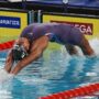 Copertina di Sara Curtis batte il record del mondo nei 50 metri dorso. Adesso è in finale