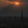Copertina di Eclissi di Sole, ecco le immagini più belle dall’Italia e dal mondo