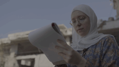 Copertina di Voci di Gaza – L’architetta: “Alla ricostruzione lavorino professionisti palestinesi, non persone da fuori. Conoscono l’identità di questi luoghi”