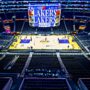 Copertina di I Lakers ceduti per una cifra record: nessuna franchigia è mai stata pagata così tanto. Il legame con la famiglia Trump