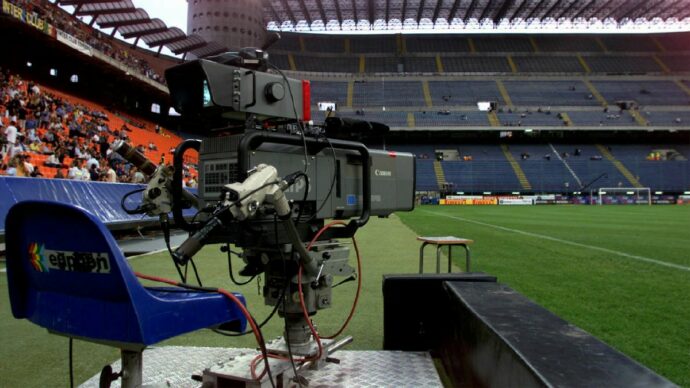 “Tring”, il pezzotto (quasi) legale: la Serie A ora prova a fermare la app albanese in Italia