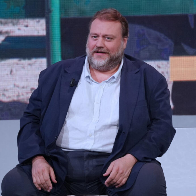 “Sono stato costretto a procurare il pesce per sfamare la famiglia. Ho vissuto per due mesi un’esistenza quasi primordiale”: parla Stefano Fresi