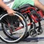Copertina di Consulta: “Iscrizione gratuita al servizio sanitario anche per stranieri con disabilità”. Da 28 anni pagavano l’obolo (fino a duemila euro) alle Regioni