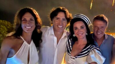 Copertina di Renzi fa il progressista con Trudeau e Perry