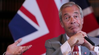 Copertina di Sospetti finanziamenti illeciti a Reform Uk: si dimettono lo stretto collaboratore di Farage e un dirigente del partito