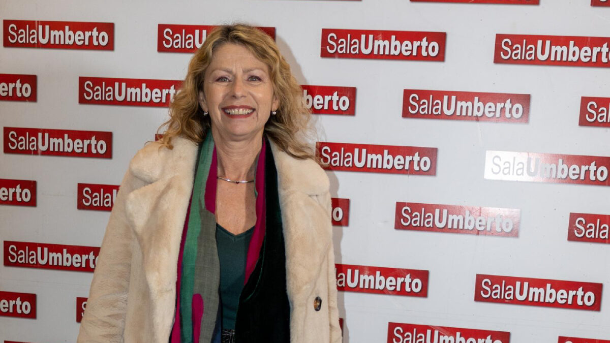 “La gente mi dice: tuo padre Gino Paoli è immortale, ma non è così. Per me era il mio babbo e questa è la prima estate senza. Da bimba in estate partivo con lui in barca, era un bravo pescatore”: così Amanda Sandrelli