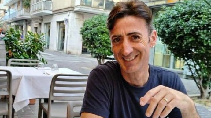 Morte encefalica per il 50enne colpito mentre difendeva il figlio. L’ospedale di Pescara: “Avviato l’iter”