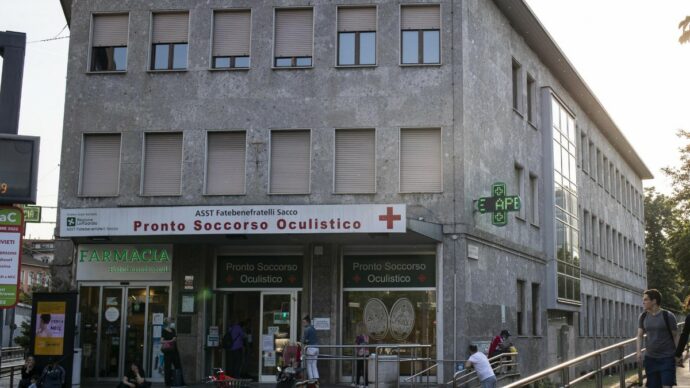 Eclissi, decine di persone in ospedale per problemi agli occhi: casi in Italia e Germania